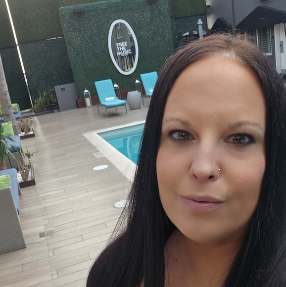 Meet your Posher, Shauna - Picture 1 of 1